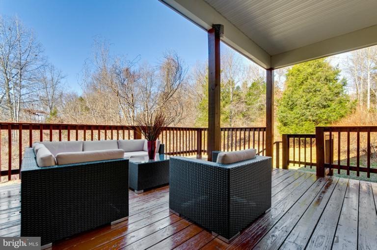 38774 Lime Kiln Rd, Leesburg, VA 20175 - photo 1