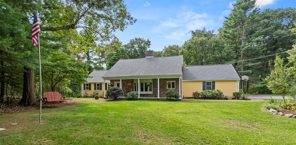 40 Ash St, Weston, MA 02493 - photo 1