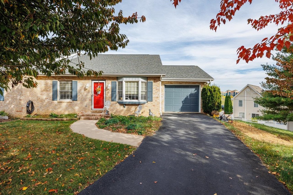 2398 Meadow Ct, Harrisonburg, VA 22801 - photo 1