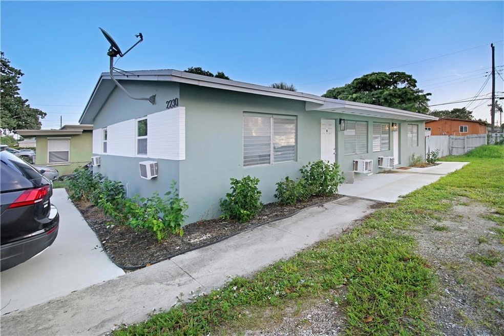 2230 Douglas St unit B, Hollywood, FL 33020 - photo 1