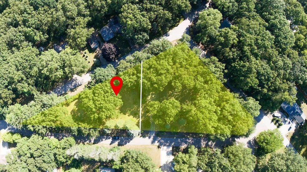 19670 Catalpa Dr, New Buffalo, MI 49117 - photo 1