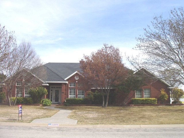 5522 Columbine Ln, San Angelo, TX 76904 - photo 1