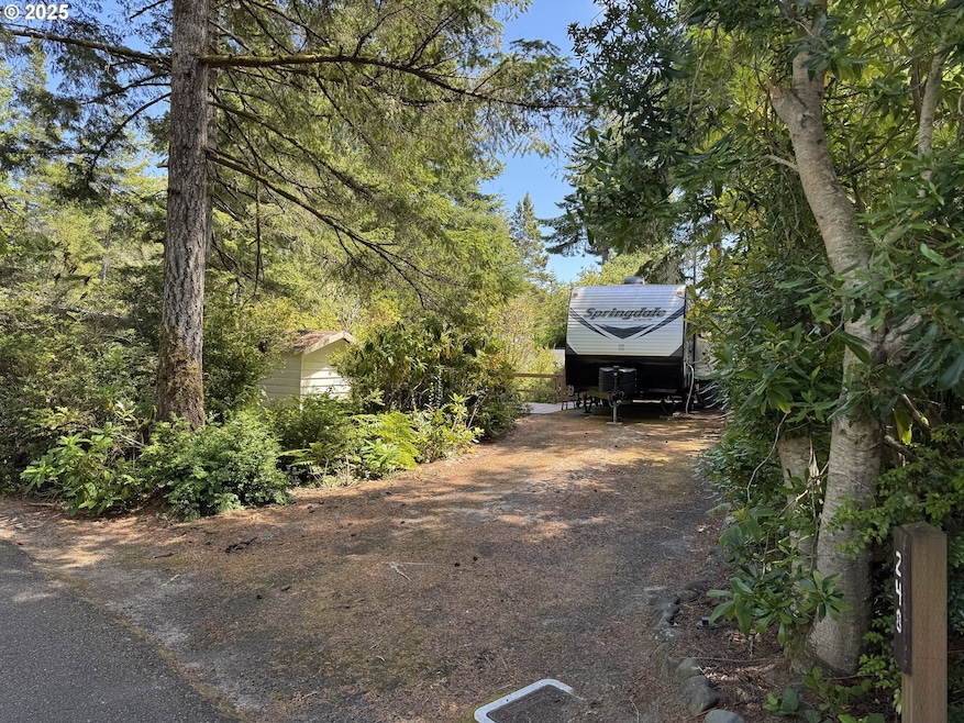 248 Horseshoe Bend, Florence, OR 97439 - photo 1