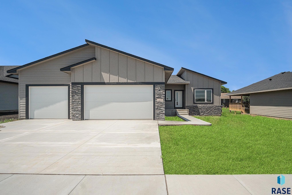 For Sale $392,800