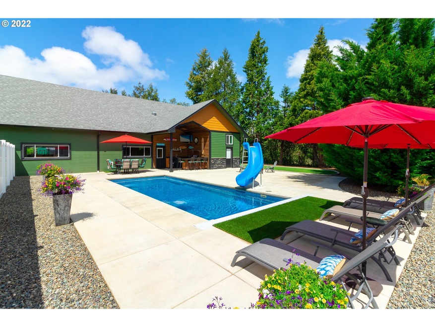 1020 Fair Oaks Rd, Oakland, OR 97462 - photo 1