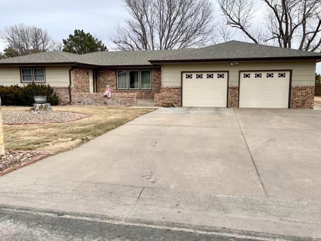 712 N 8th St, Wakeeney, KS 67672 - photo 1