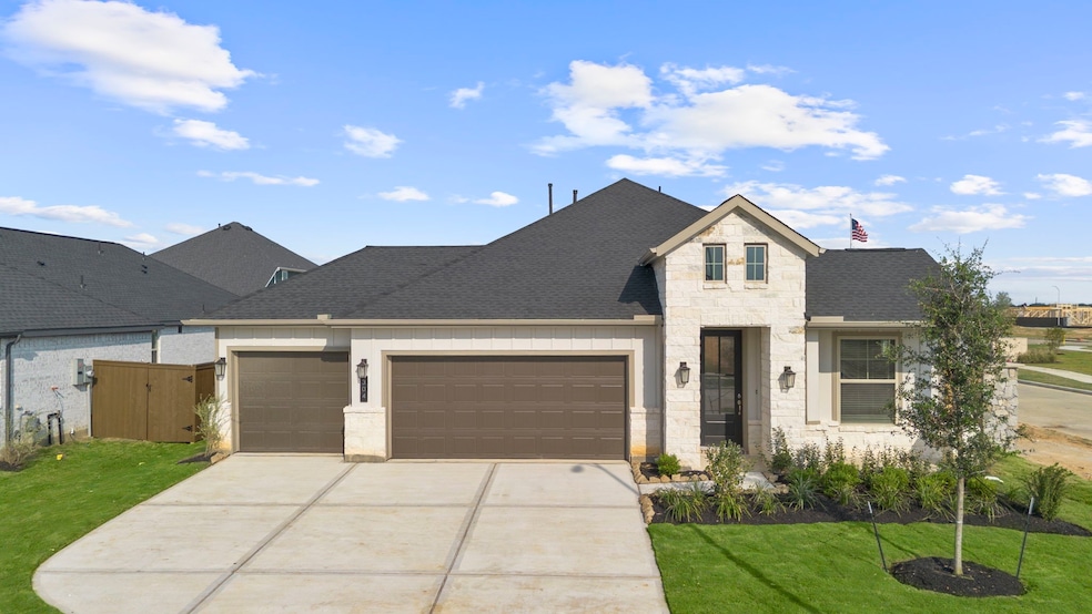 304 Gambels Quail Rd, Waller, TX 77484 - photo 1