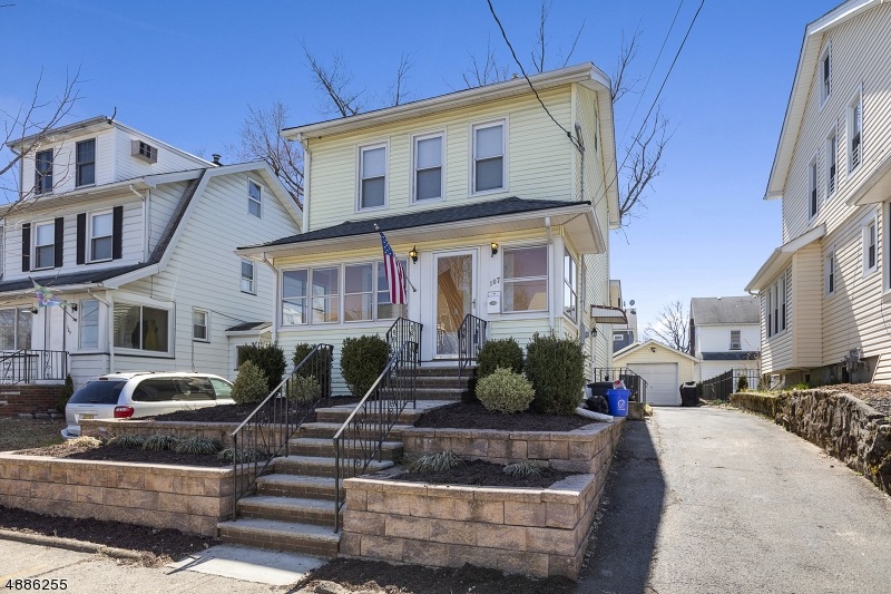 107 Davis Ave, Bloomfield, NJ 07003 - photo 1