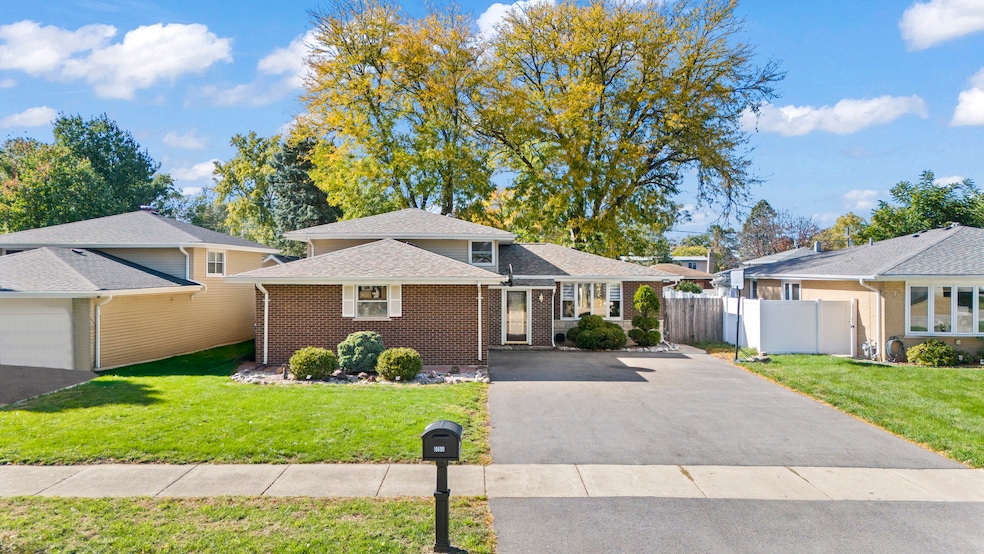 10600 S Highland Ave, Worth, IL 60482 - photo 1