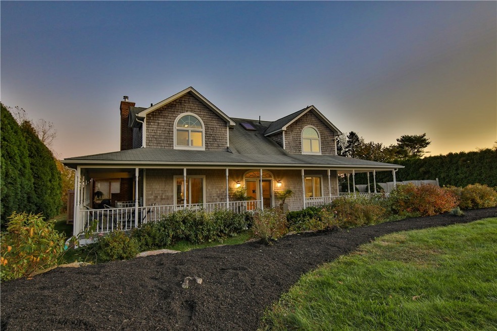 151 N Weeden Rd, Wakefield, RI 02879 - photo 1