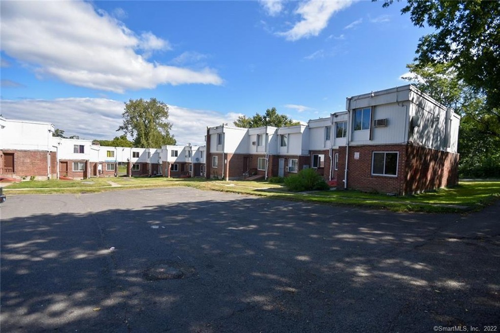 131 Naugatuck St unit 219, Hartford, CT 06120 - photo 1