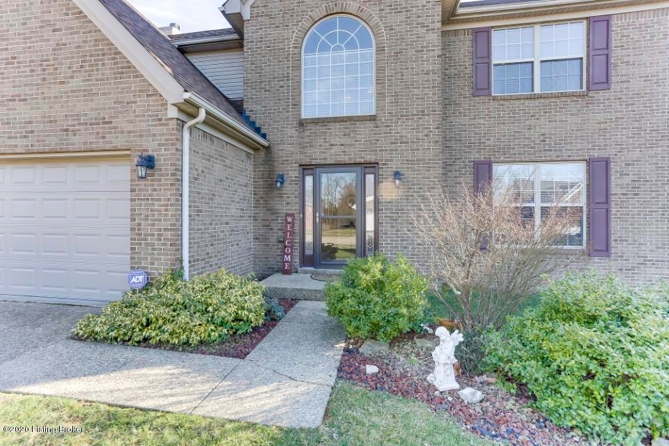 8614 Sanctuary Ln, Louisville, KY 40291 - photo 1