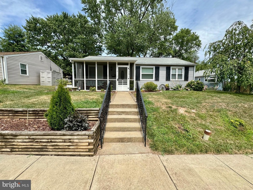 1706 Saunders Way, Glen Burnie, MD 21061 - photo 1