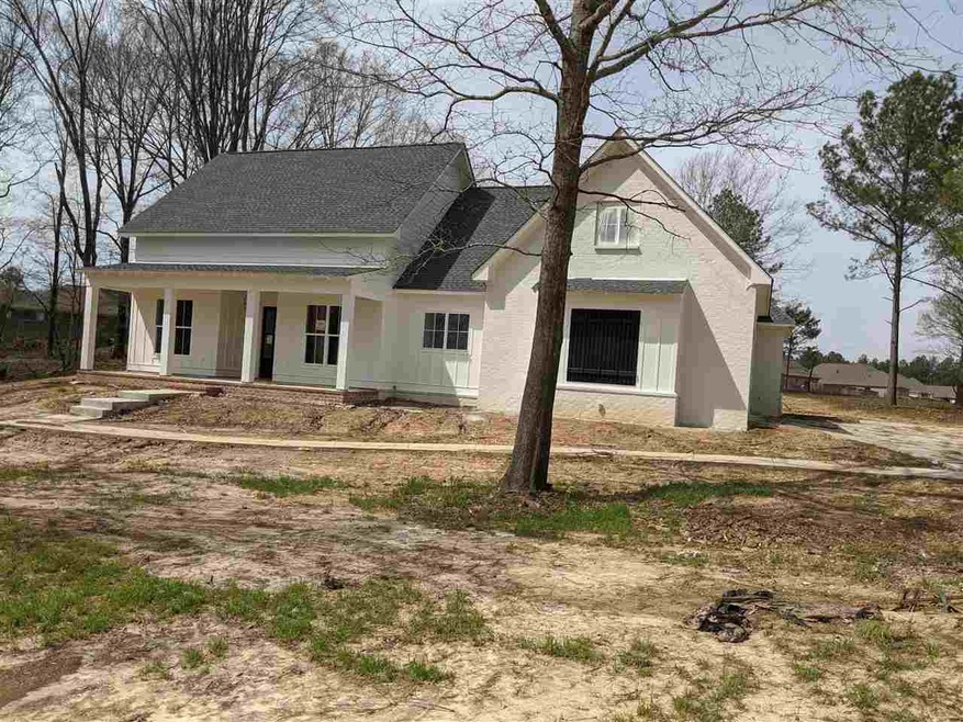 111 Lake Ridge Dr, Madison, MS 39110 - photo 1