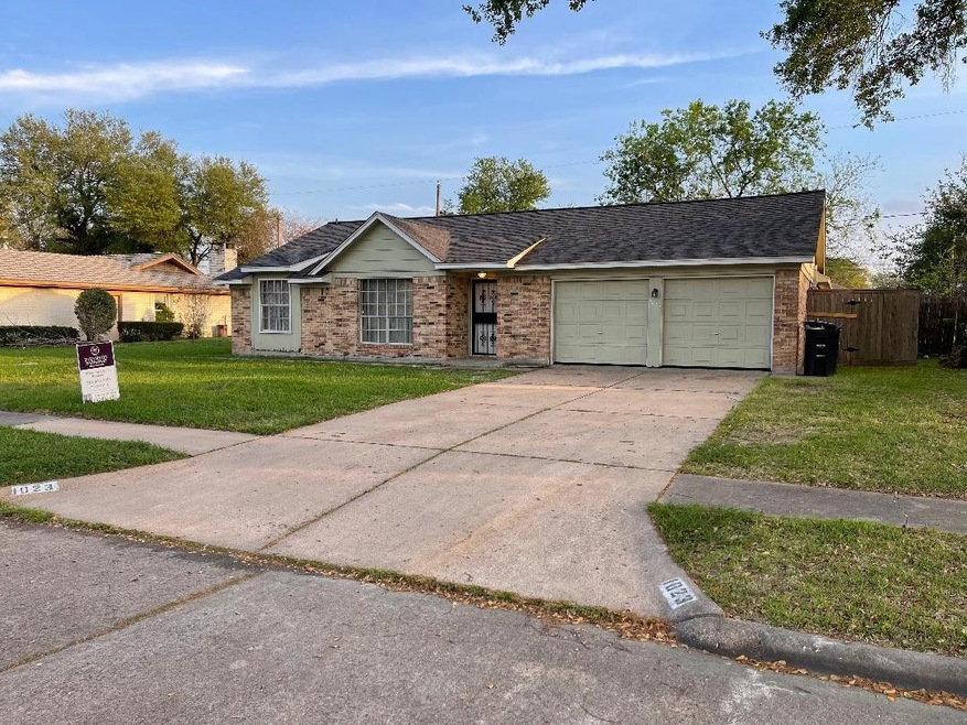 1023 Twinbrooke Dr, Houston, TX 77088 - photo 1