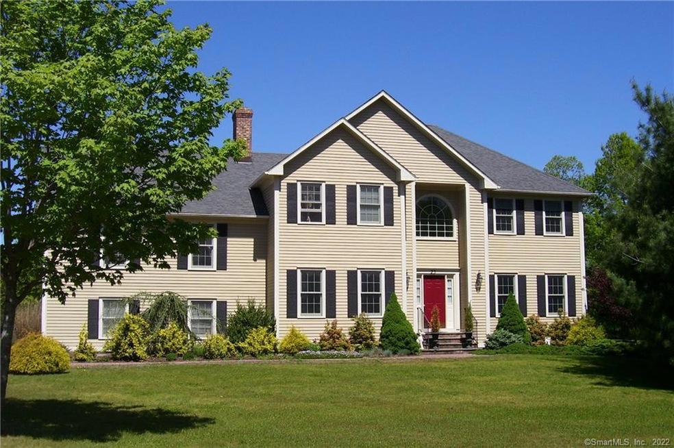 25 Blanket Meadow Rd, Monroe, CT 06468 - photo 1