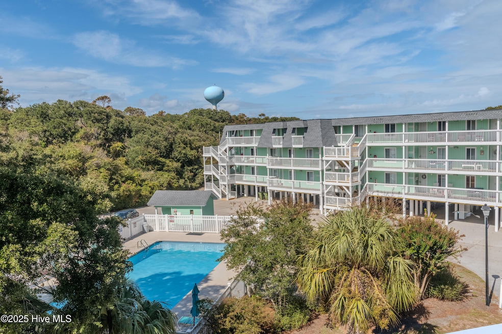 2-print-2204 Surfrider Circle Unit C-2