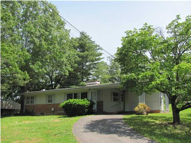 303 Tennessee Ave, Rossville, GA 30741 - photo 1