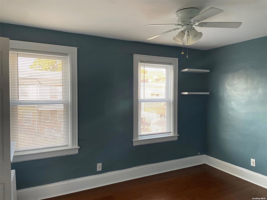 237-17 93rd Ave unit 2nd Fl, Bellerose, NY 11426 - photo 1