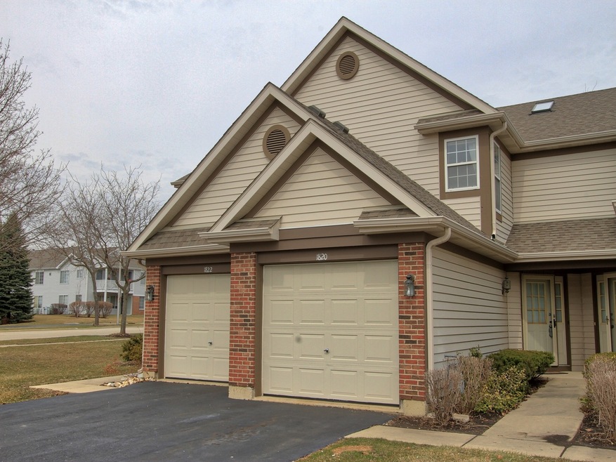1820 Grove Ave unit 16B182, Schaumburg, IL 60193 - photo 1