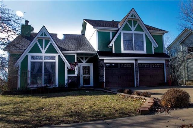 22711 W 49th Terrace, Shawnee, KS 66226 - photo 1