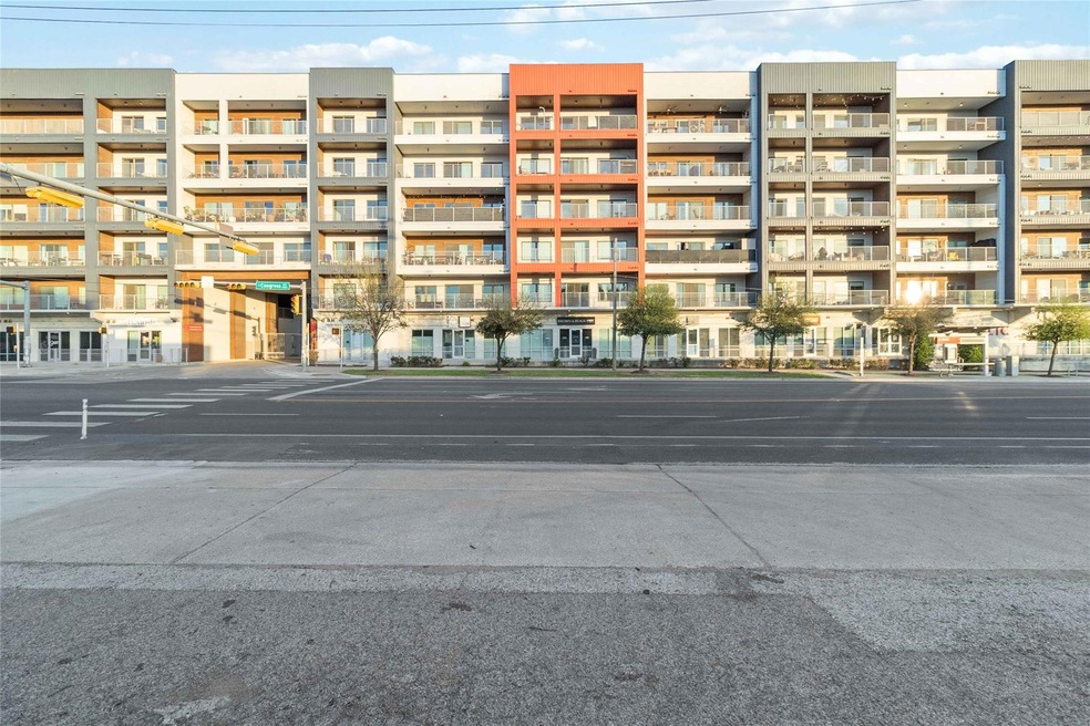 View of apartment building / complex