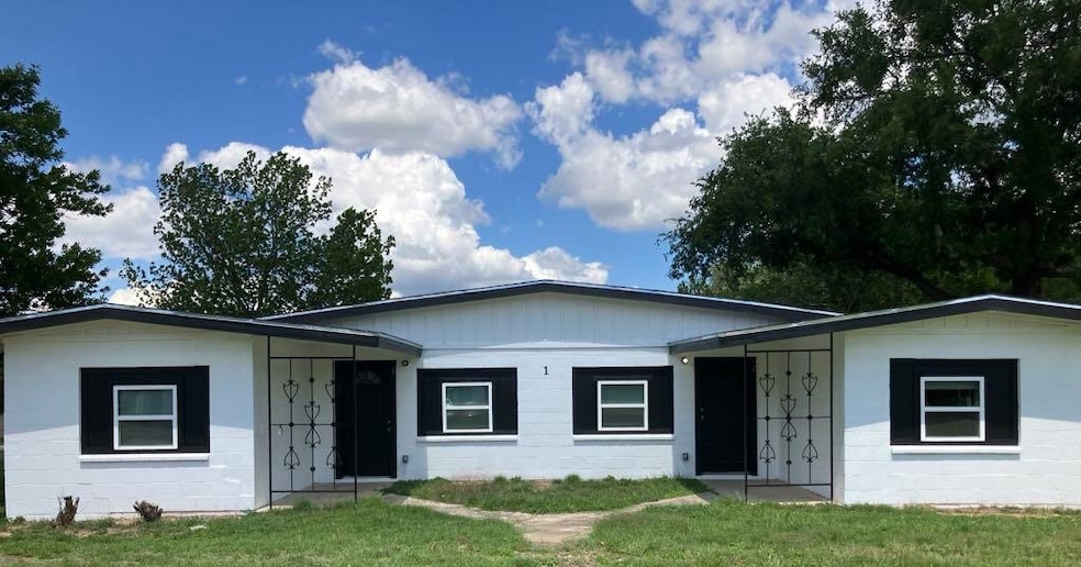 For Rent $1,200/month