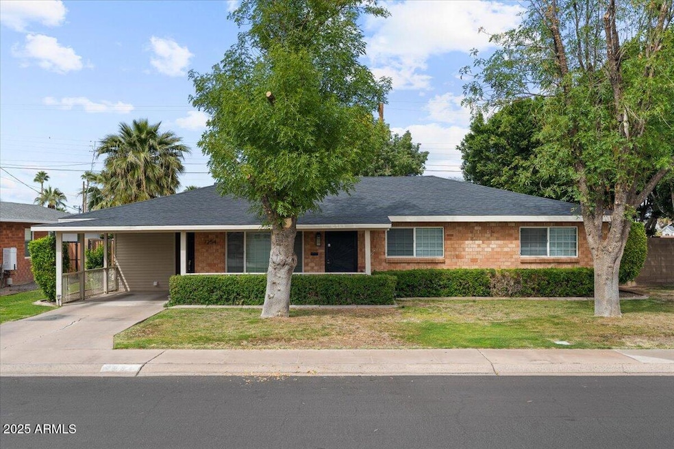 01-Front of home