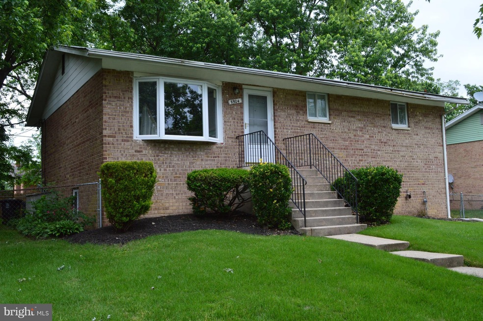 8904 Robin Place, Laurel, MD 20708 - photo 1