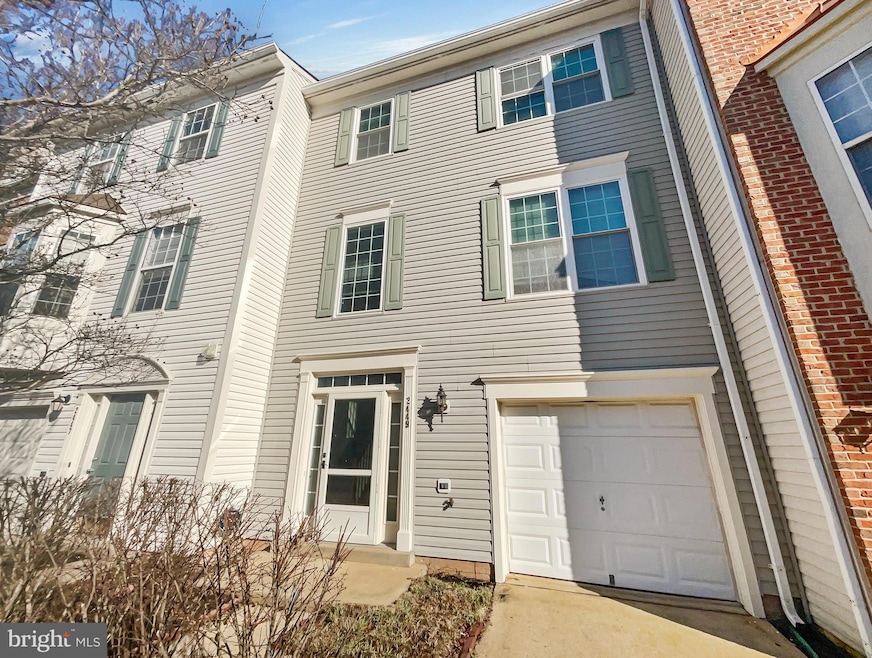 2449 Sugar Mill Way, Herndon, VA 20171 - photo 1