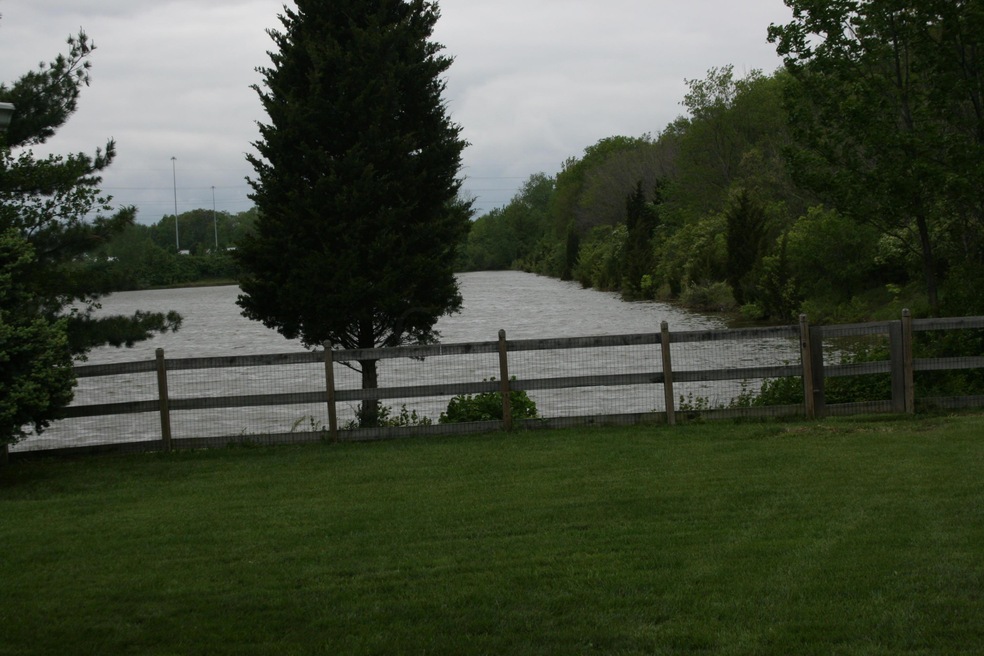 Overlooking pond!
