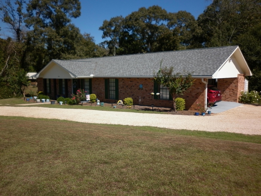 606 Pierce Rd, Columbia, MS 39429 - photo 1
