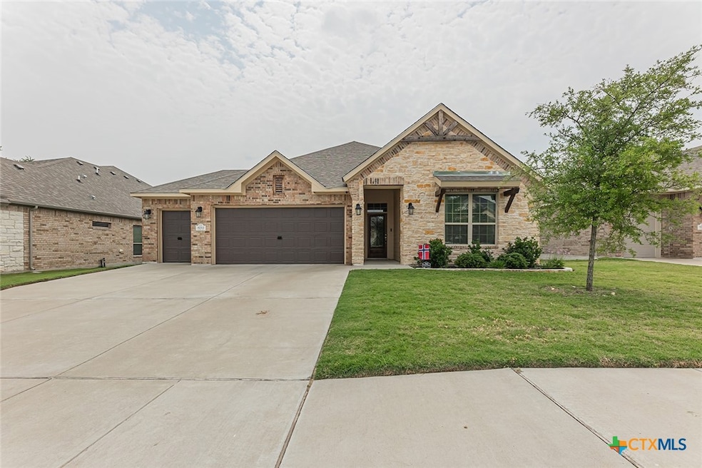 For Rent $2,600/month • Co-Listing Agent
