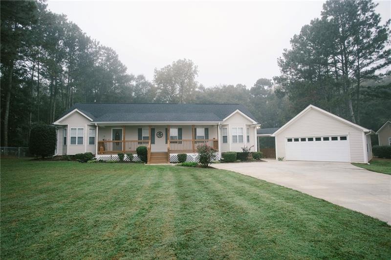 47 Clem Lowell Rd, Carrollton, GA 30116 - photo 1