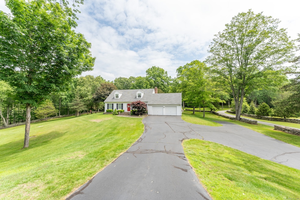 170 Pomfret Rd, Brooklyn, CT 06234 - photo 1