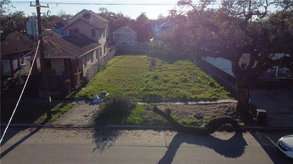 3212 Toledano St, New Orleans, LA 70125 - photo 1