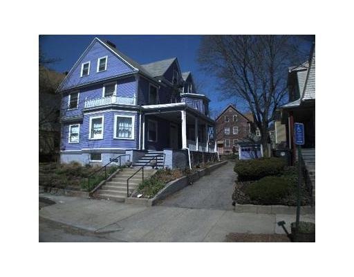 209 Lenox Ave, Providence, RI 02907 - photo 1