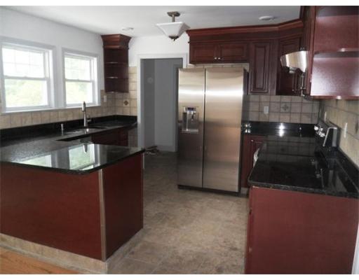 73 Arnold St unit 1, Quincy, MA 02169 - photo 1