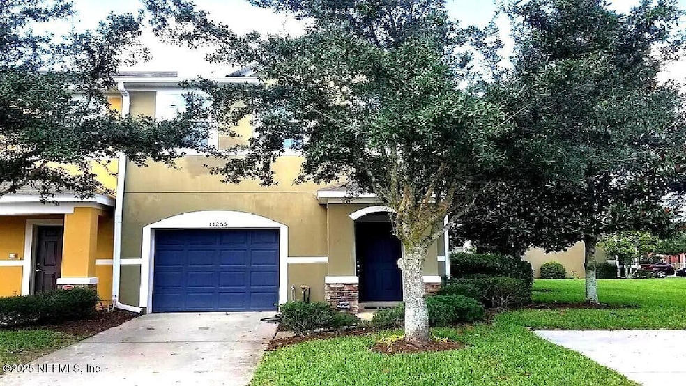 For Rent $1,900/month