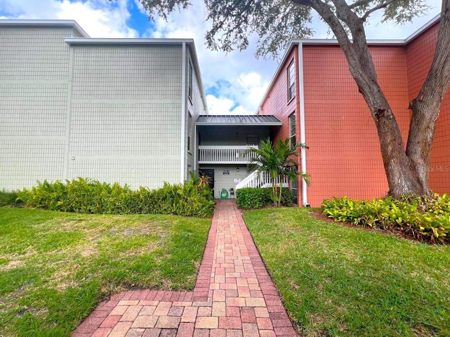 2424 W Tampa Bay Blvd unit A204, Tampa, FL 33607 - photo 1