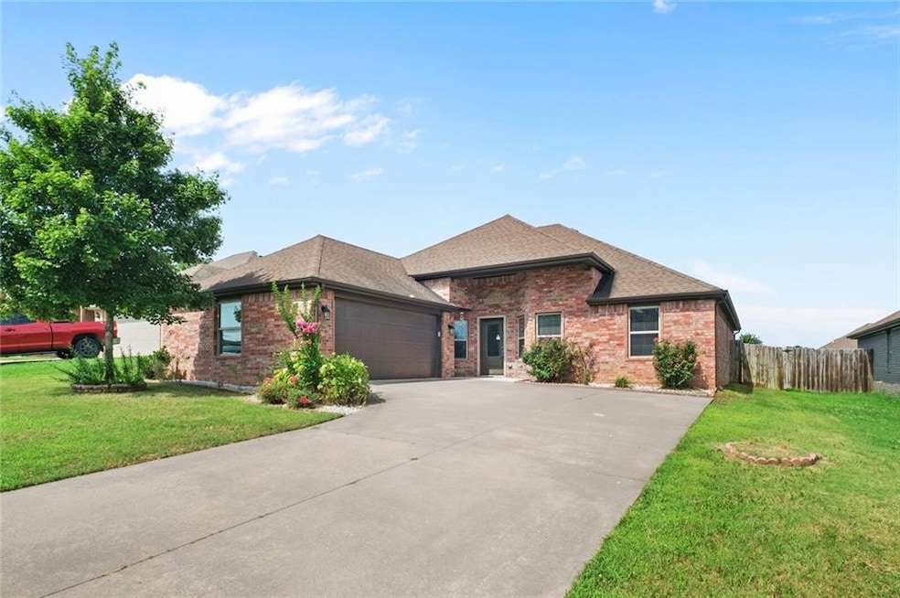 904 SW Caprington St, Bentonville, AR 72712 - photo 1