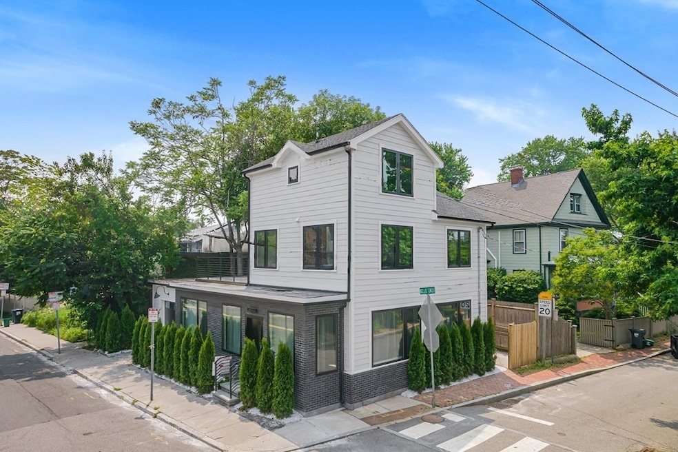 131 Sherman St, Cambridge, MA 02140