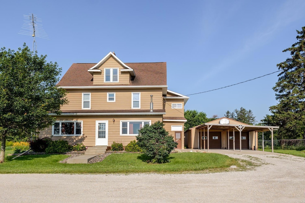 13331 40th St SE, Eyota, MN 55934 - photo 1