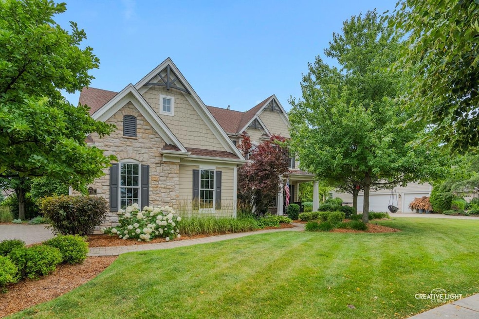 For Sale $799,900 • Co-Listing Agent