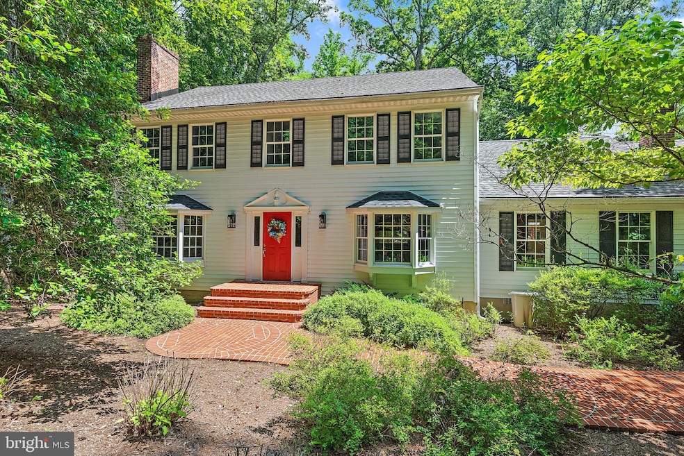 Under Contract $850,000