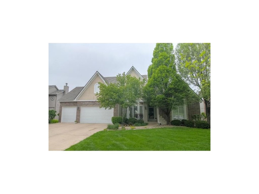 8500 Widmer Rd, Lenexa, KS 66215 - photo 1