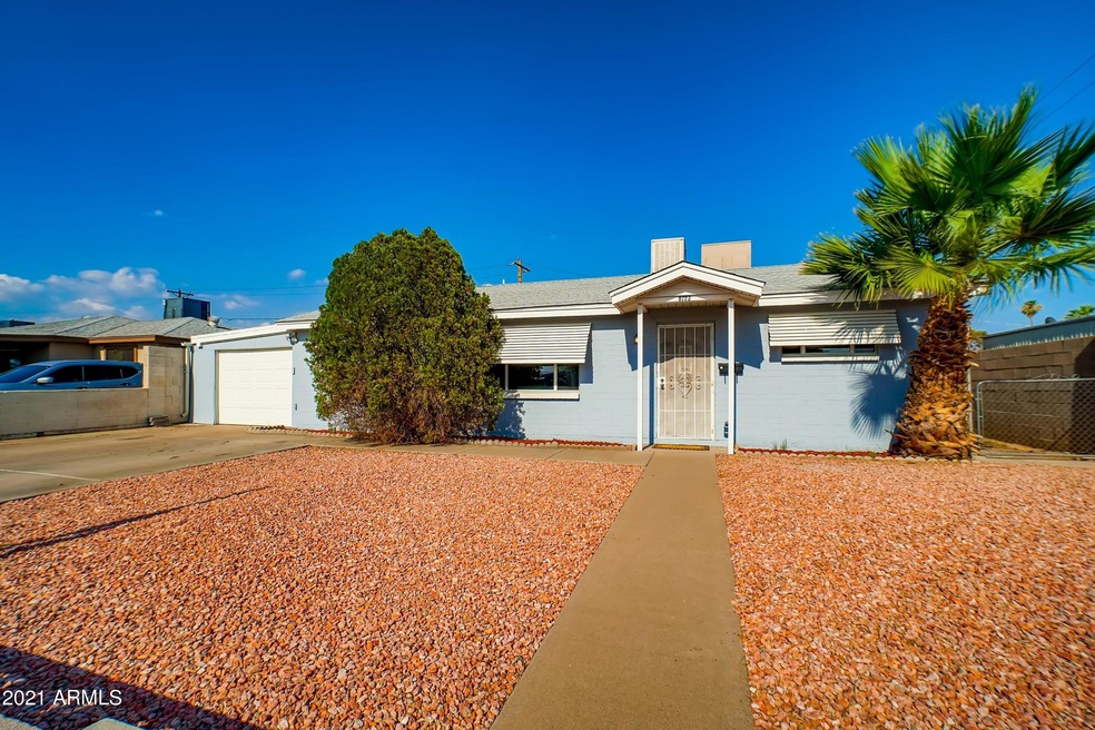 03 Exterior Front Entry