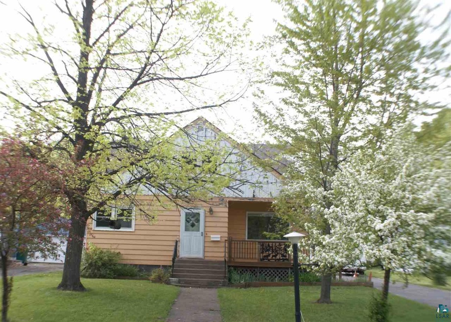 4709 Oakley St, Duluth, MN 55804 - photo 1