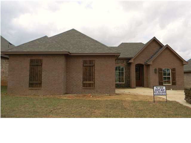 226 Stonebridge Blvd