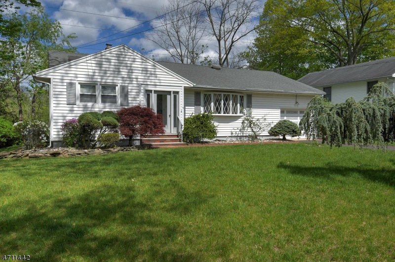 24 Lake Park Dr, Piscataway, NJ 08854 - photo 1